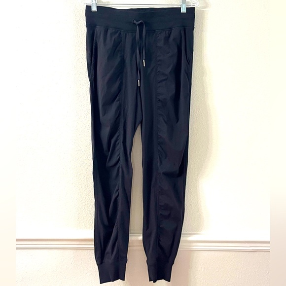 🍋Lululemon Dance Studio Joggers - Picture 1 of 8